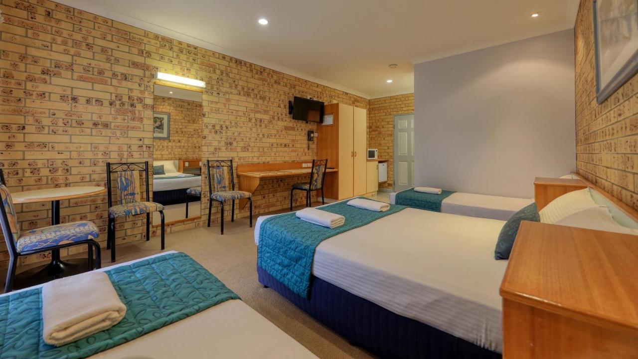 Mulga Country Motor Inn Charleville Exterior photo