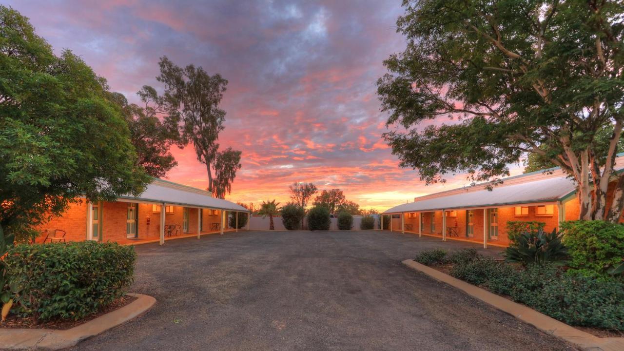 Mulga Country Motor Inn Charleville Exterior photo