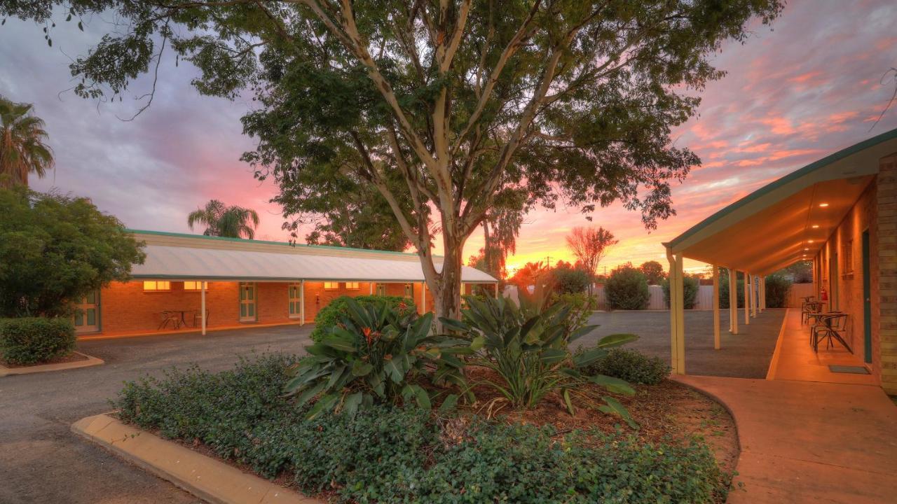 Mulga Country Motor Inn Charleville Exterior photo